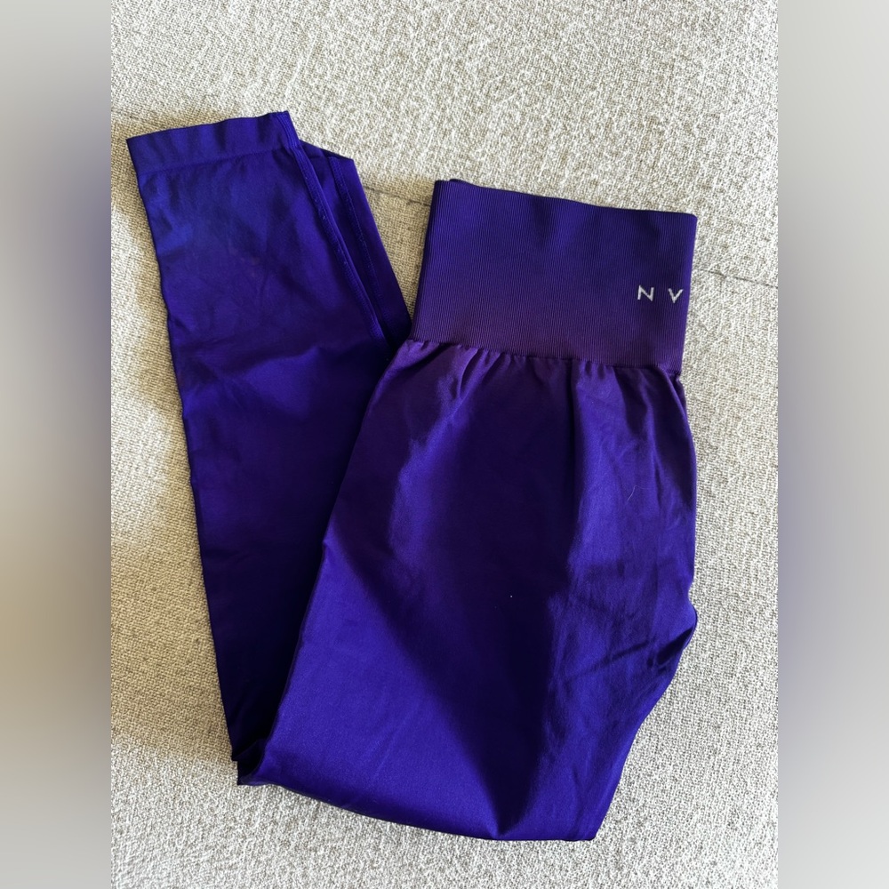 NVGTN Solid Seamless Leggings